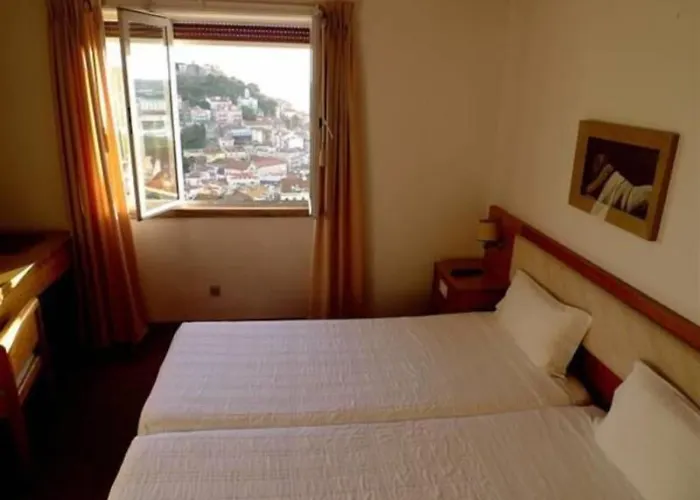 Albergaria Senhora Do Monte 3*