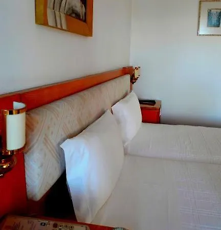 Hotel Albergaria Senhora Do Monte 3*